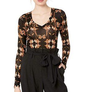 BCBGMAXAZRIA Women's Tulip Knit Top Sz XS NEW!